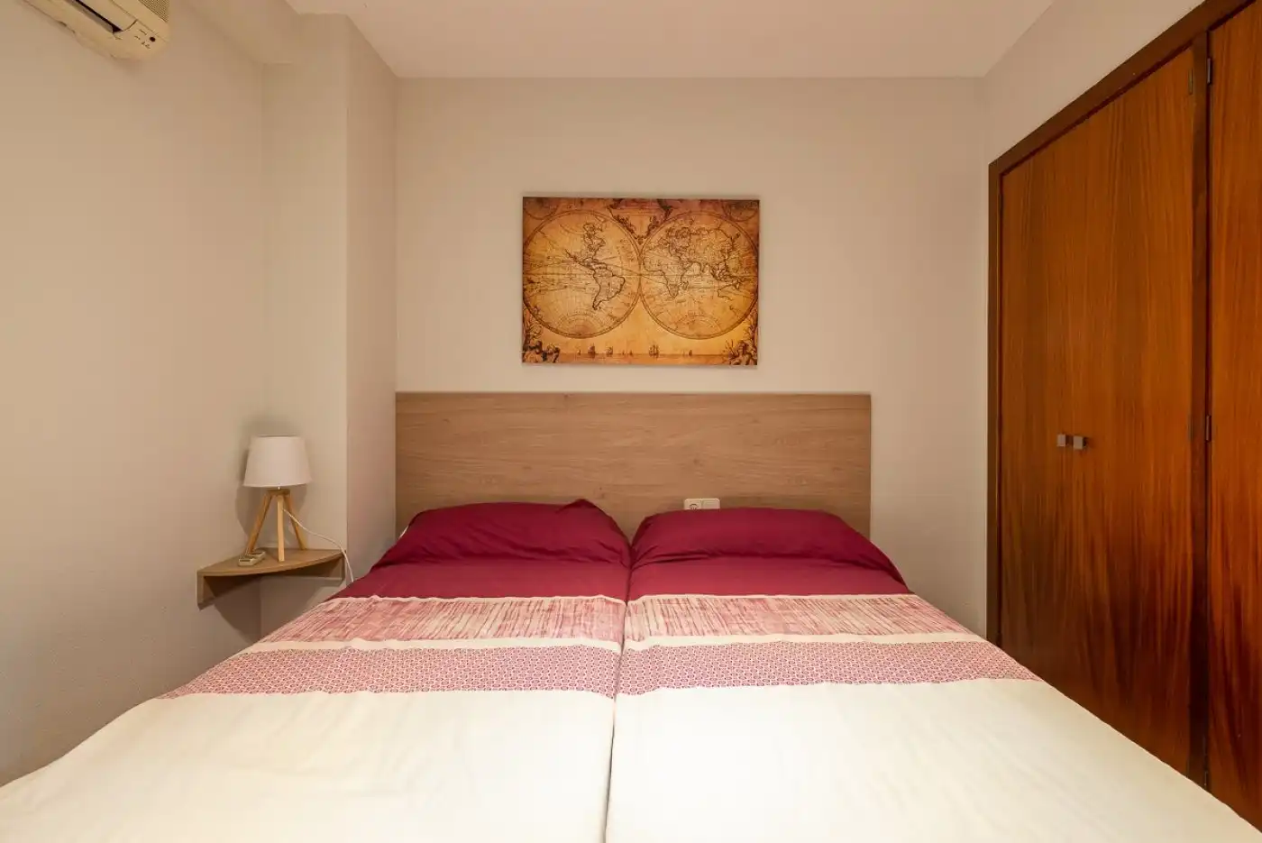 Schlafzimmer von Wohnung zur Miete in Málaga mit Klimaanlage, Terrasse und Möbliert