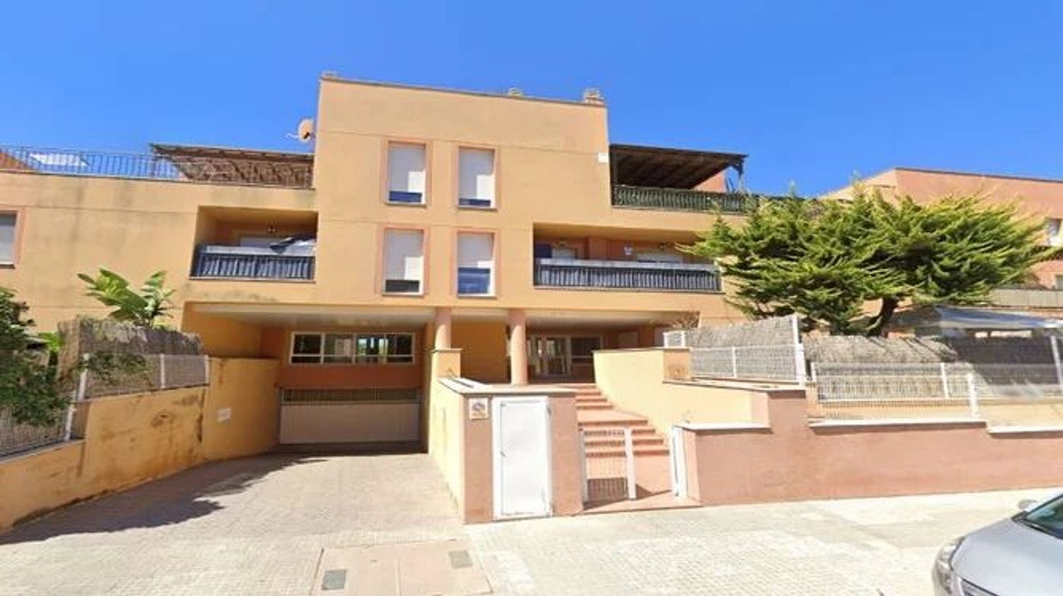Vista exterior de Piso en venta en Cubelles