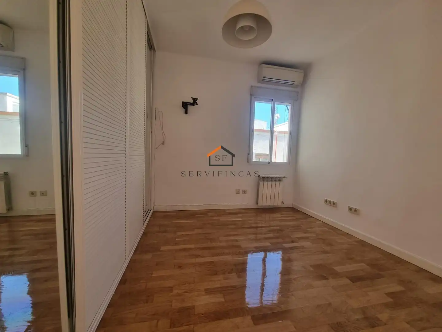 Bedroom of Attic for sale in Madrid  with Air Conditioner, Heating and Terrace