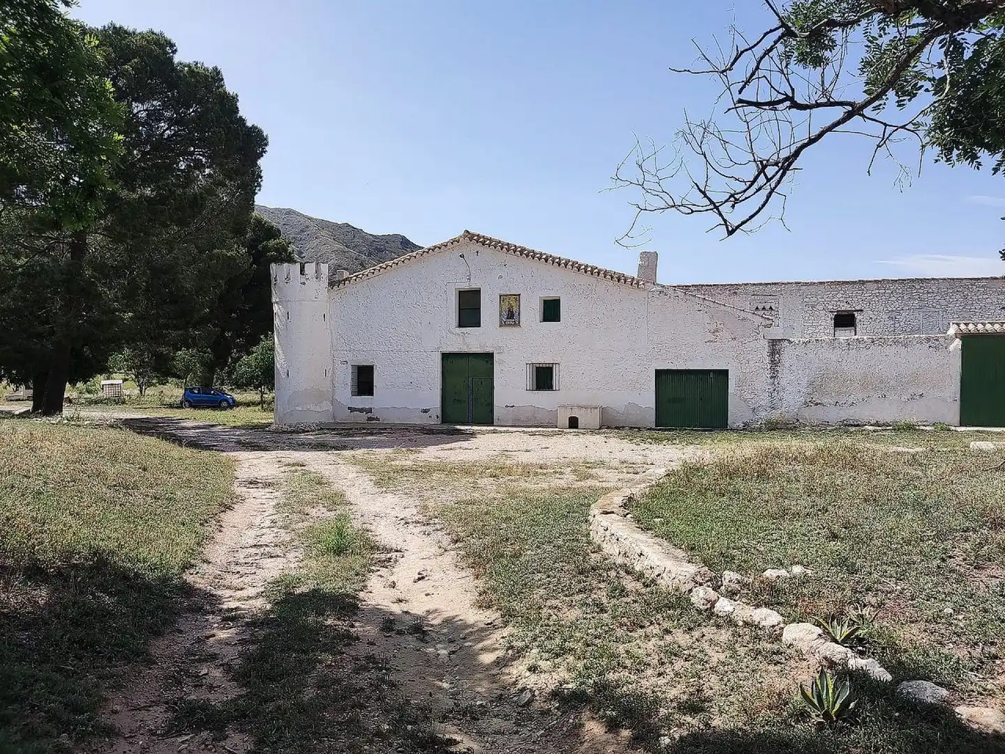 Exterior view of Country homes for sale in Yecla