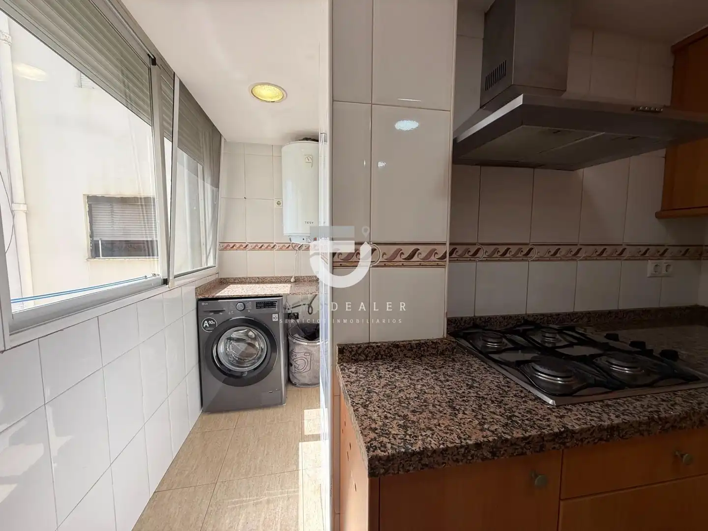 Cuina de Pis en venda en Gandia amb Parquet i Balcó