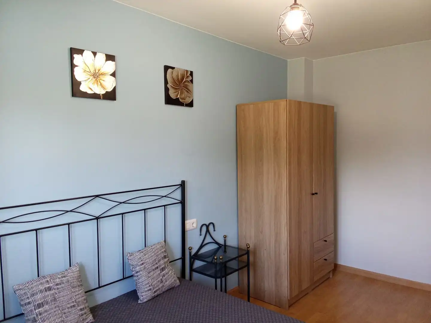 Schlafzimmer von Einfamilien-Reihenhaus zur Miete in Utebo mit Terrasse, Schwimmbad und Möbliert