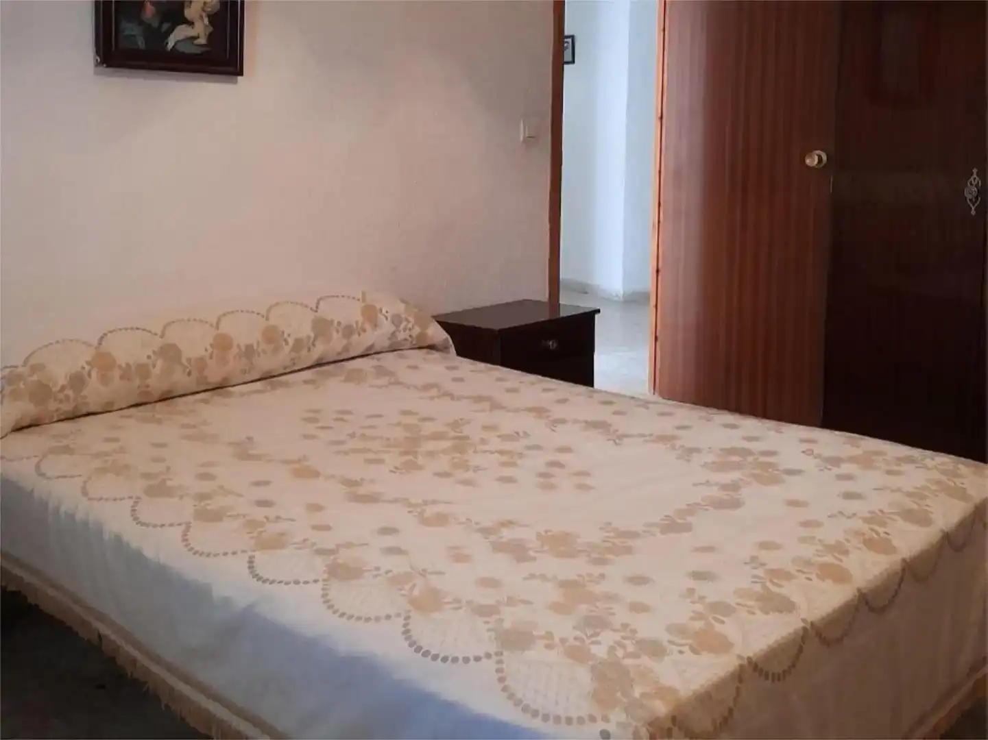 Dormitori de Casa adosada en venda en Baza amb Moblat