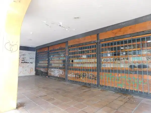 Local en venta en Marbella