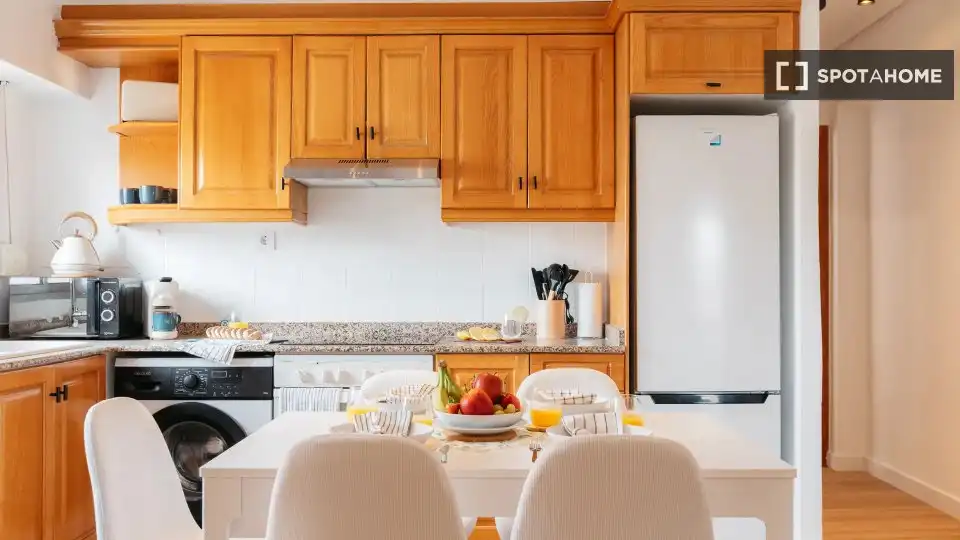 Cocina de Piso de alquiler en Valencia con Aire acondicionado, Calefacción y Amueblado