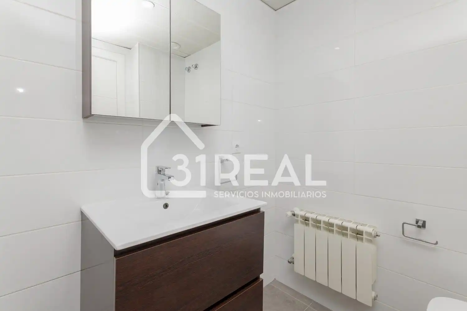 Badezimmer von Wohnung zum Verkauf in Madrid mit Heizung, Privatgarten und Gemeinschaftspool