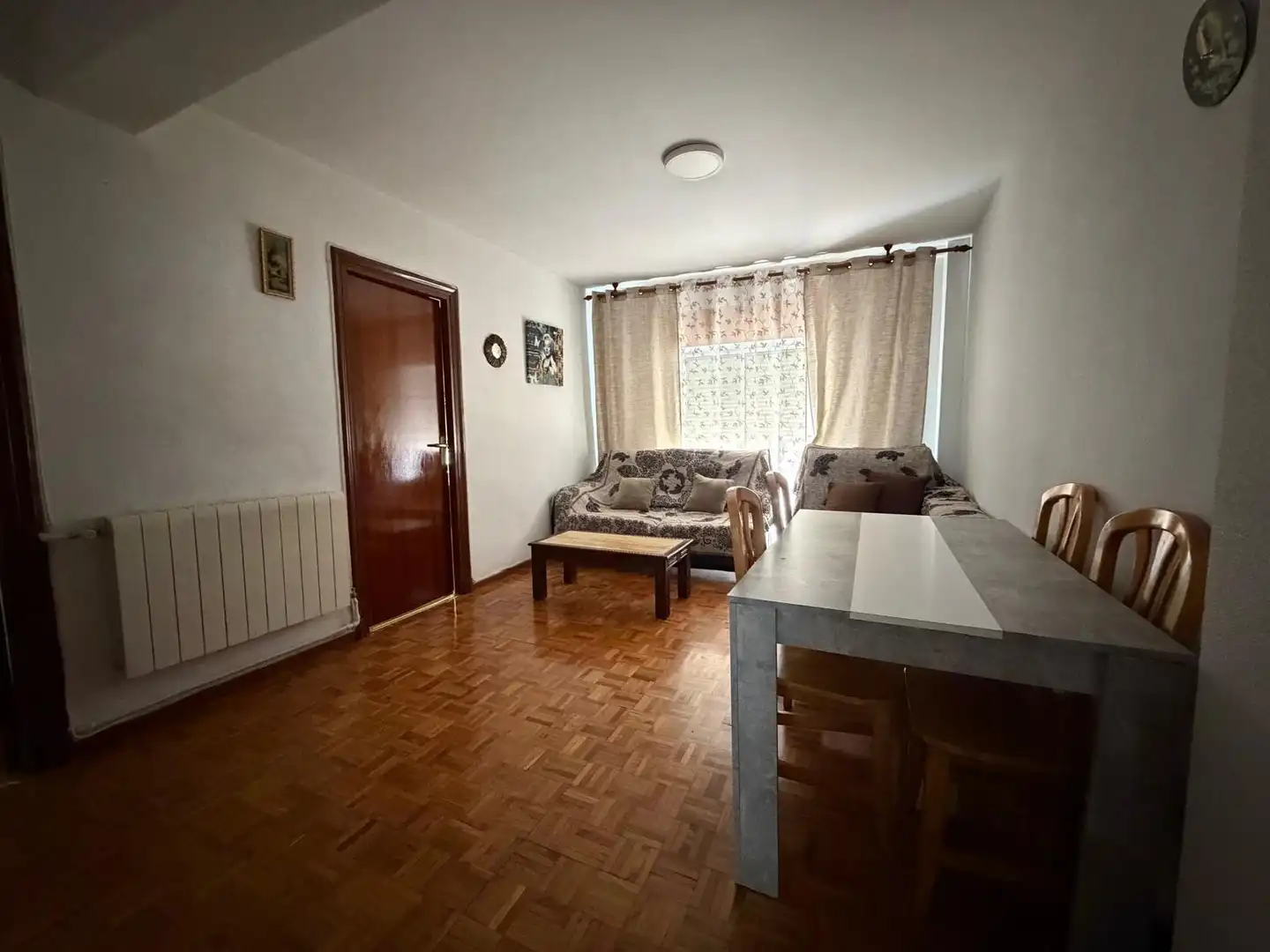 Sala de estar de Piso de alquiler en Valladolid con Calefacción, Terraza y Amueblado