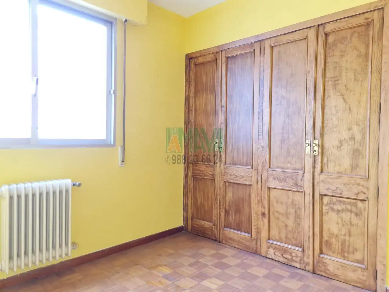 Bedroom of Flat for sale in Ourense Capital   with Heating, Parquet flooring and Storage room