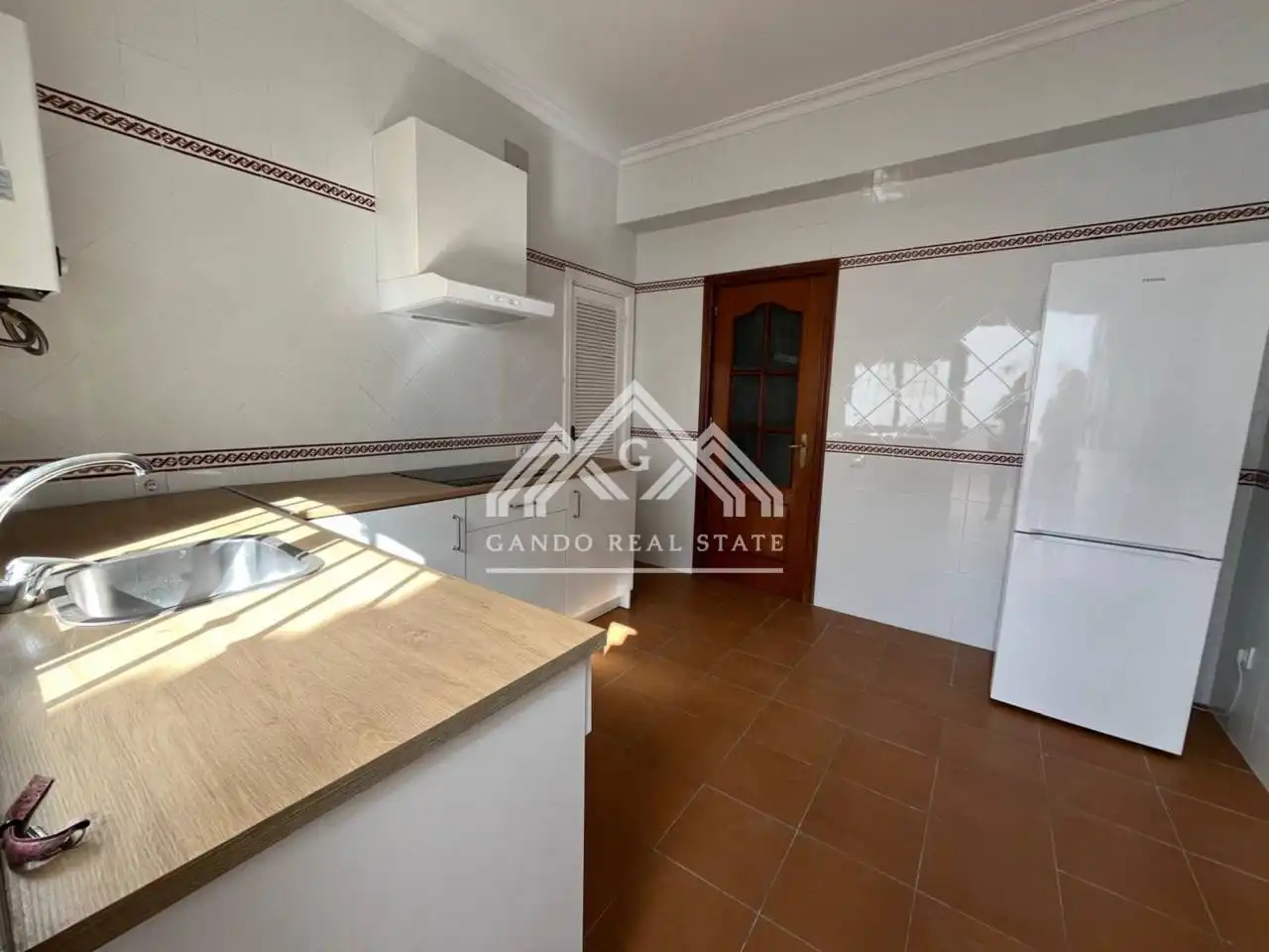 Cuina de Casa o xalet en venda en Dos Hermanas amb Terrassa