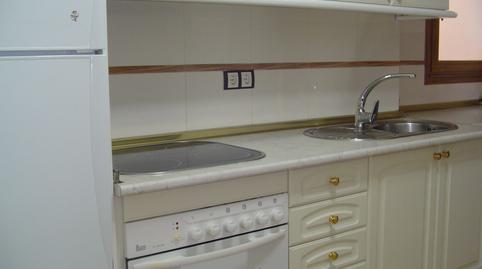 Photo 2 of Apartment to rent in Calle del Sol, 28, Centro Ciudad, Plasencia