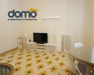 Flat to rent in Calle Melchor Almagro, Camino de Ronda