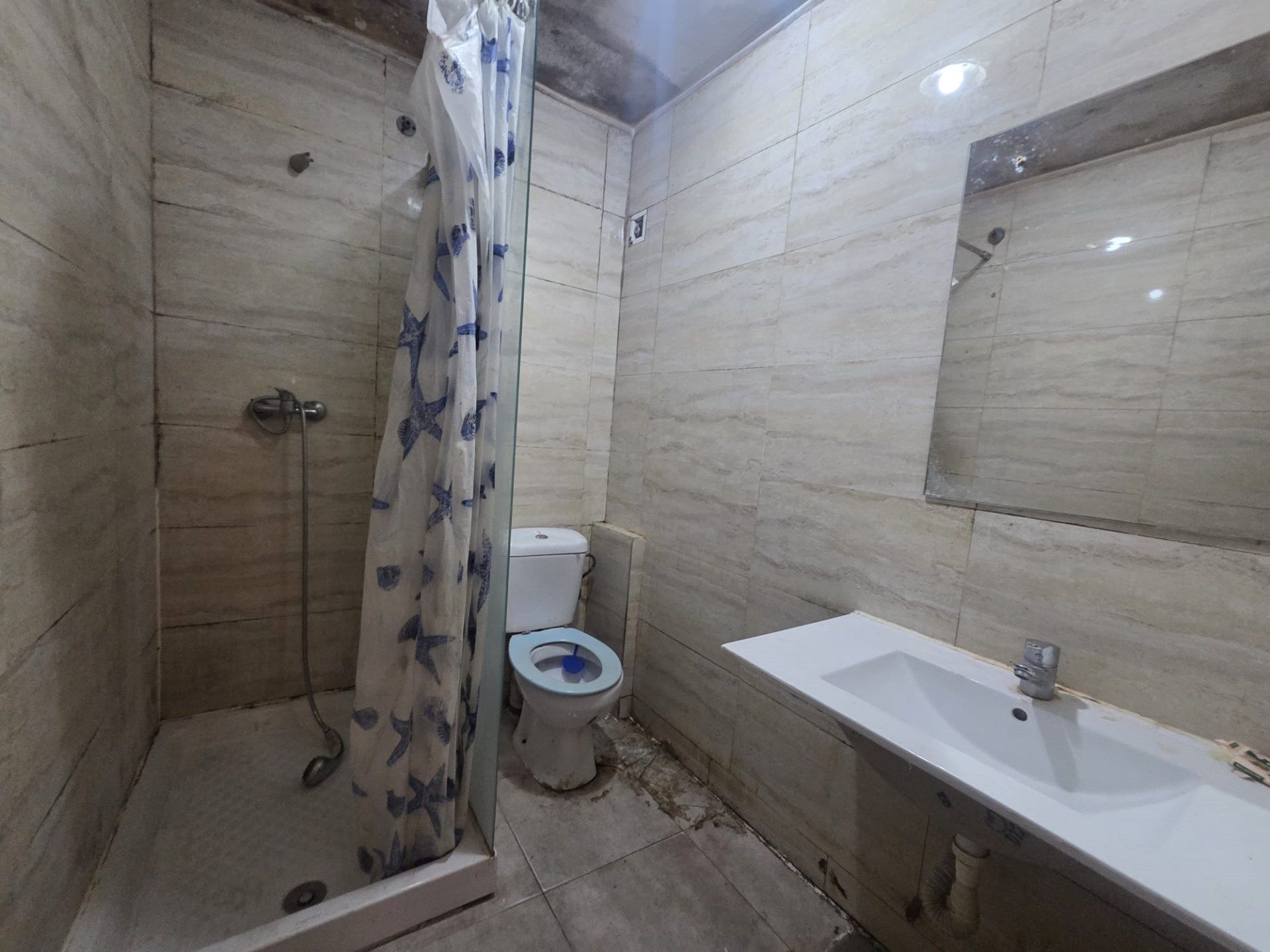 Bany de Pis en venda en  Lleida Capital amb Balcó