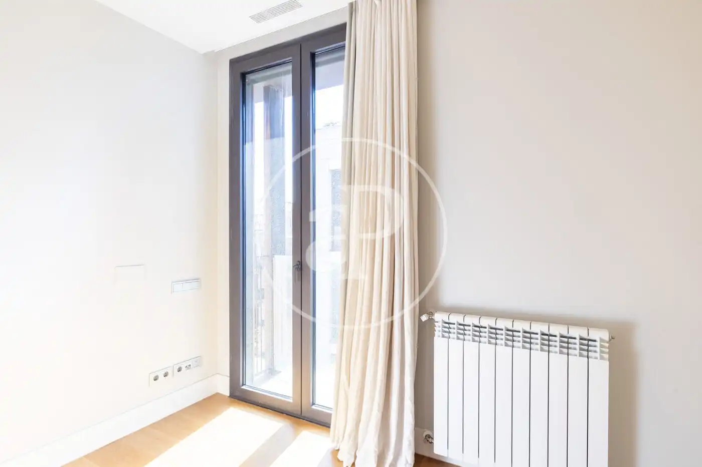 Habitación de Piso de alquiler en Barcelona con Aire acondicionado, Calefacción y Jardín privado