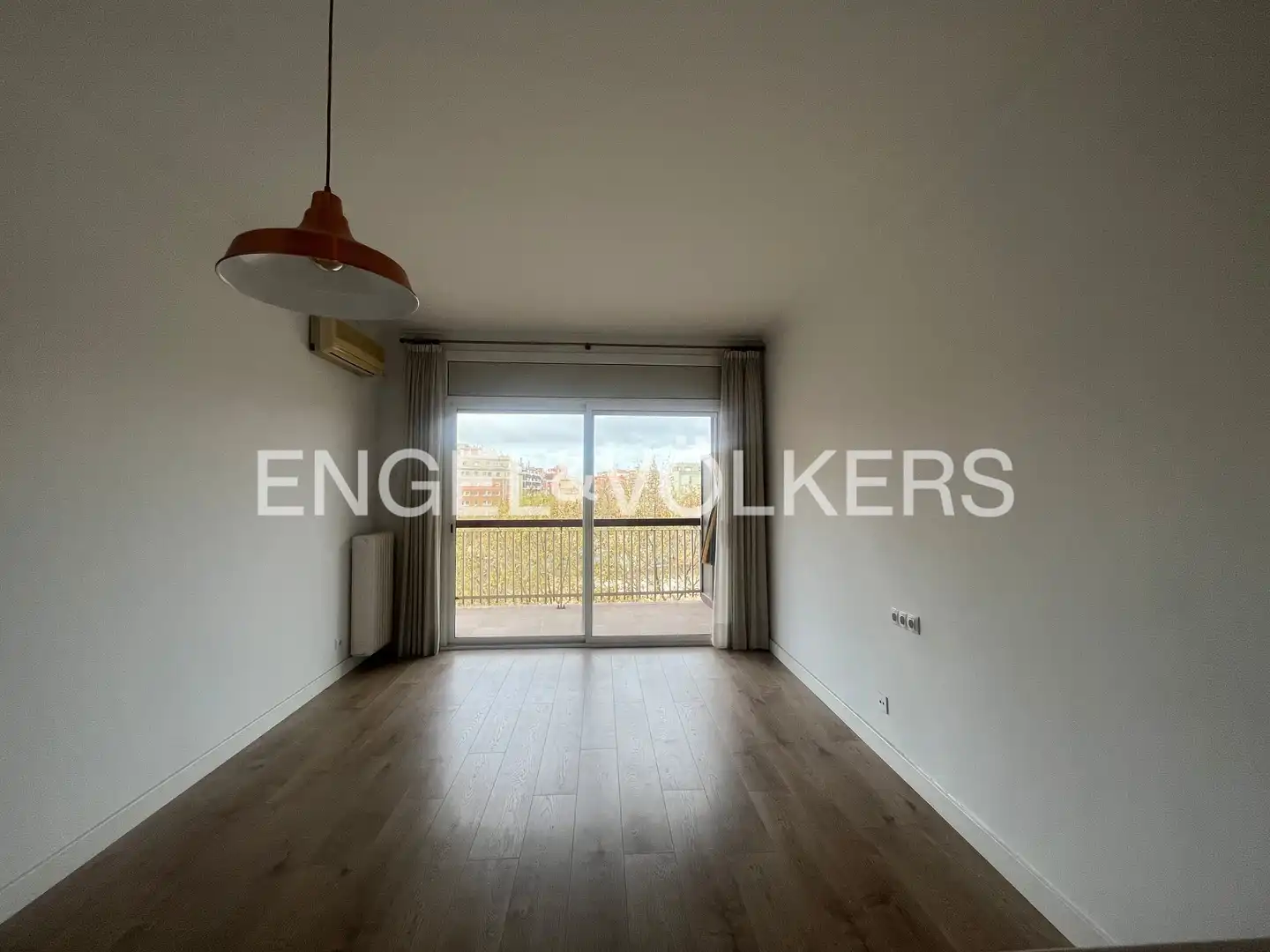 Balcony of Flat for sale in Barcelona  with Air Conditioner, Heating and Parquet flooring