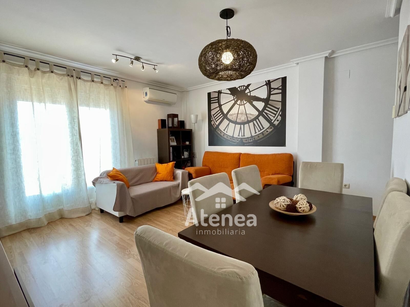 Sala de estar de Ático en venta en La Roda con Aire acondicionado, Calefacción y Terraza