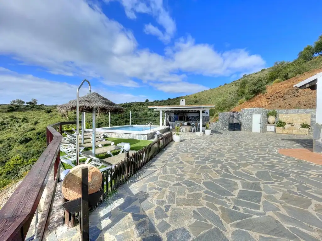 Casa rústica con piscina en venta en El Borge, imagen 29