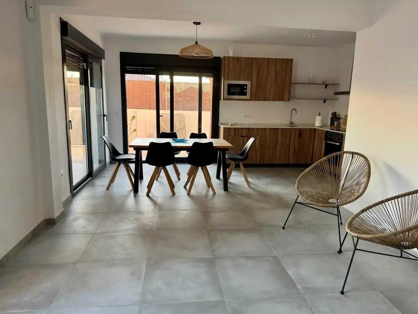 Cocina de Casa o chalet de alquiler en Chipiona con Jardín privado y Amueblado