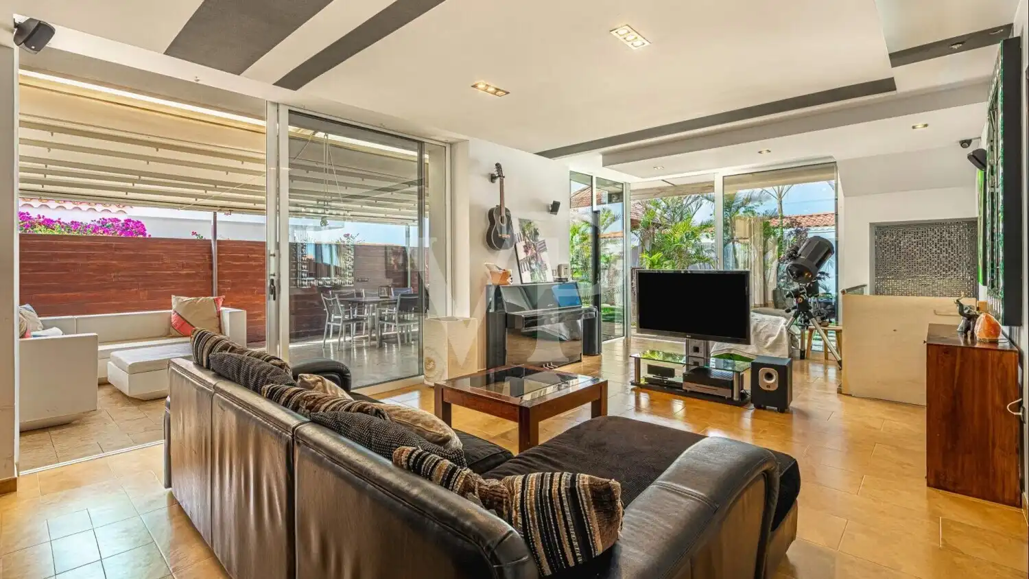 Living room of Houses for sale in Arona  with Air Conditioner, Parquet flooring and Terrace