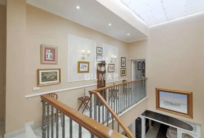 Casa adosada en venta en El Puerto de Santa María con Calefacción y Jardín privado
