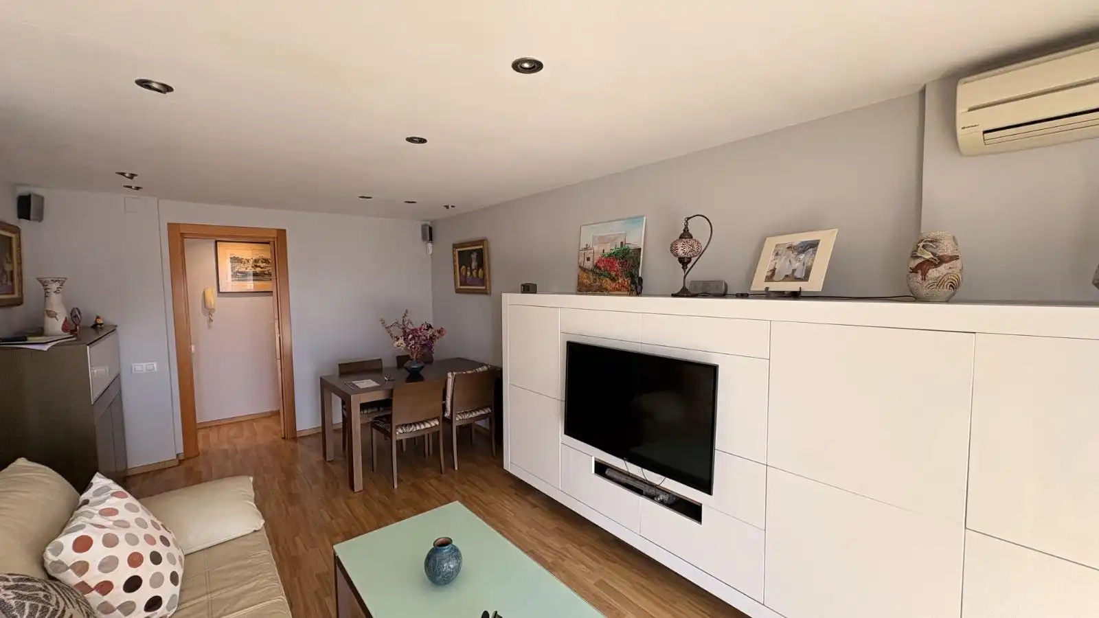 Wohnzimmer von Wohnung zum Verkauf in L'Hospitalet de Llobregat mit Parkett