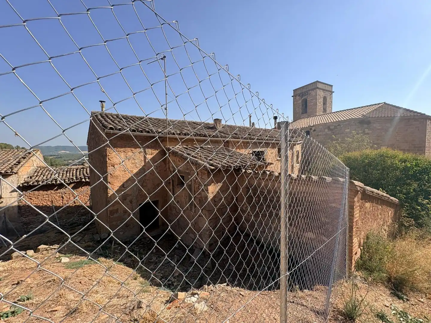Vista exterior de Finca rústica en venda en Jorba amb Terrassa, Traster i Balcó