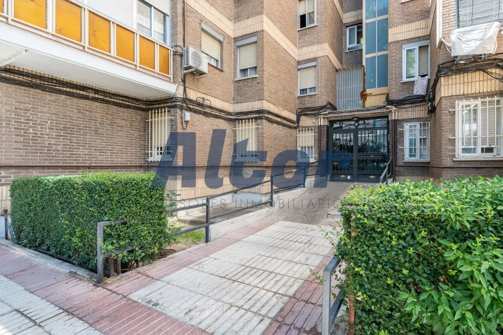 Vista exterior de Piso en venta en Fuenlabrada con Aire acondicionado, Calefacción y Terraza