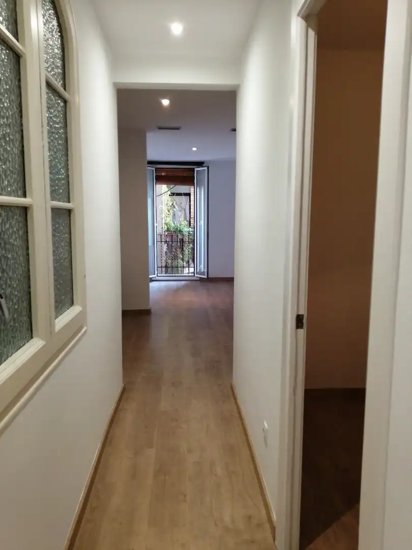 Piso en venta en Barcelona con Aire acondicionado, Horno y Balcón
