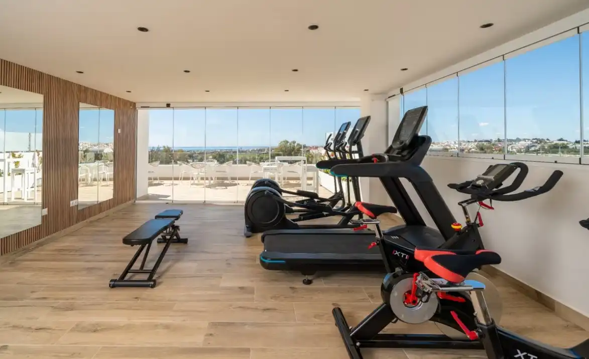 Wohnung zur Miete in Marbella mit Klimaanlage, Heizung und Terrasse