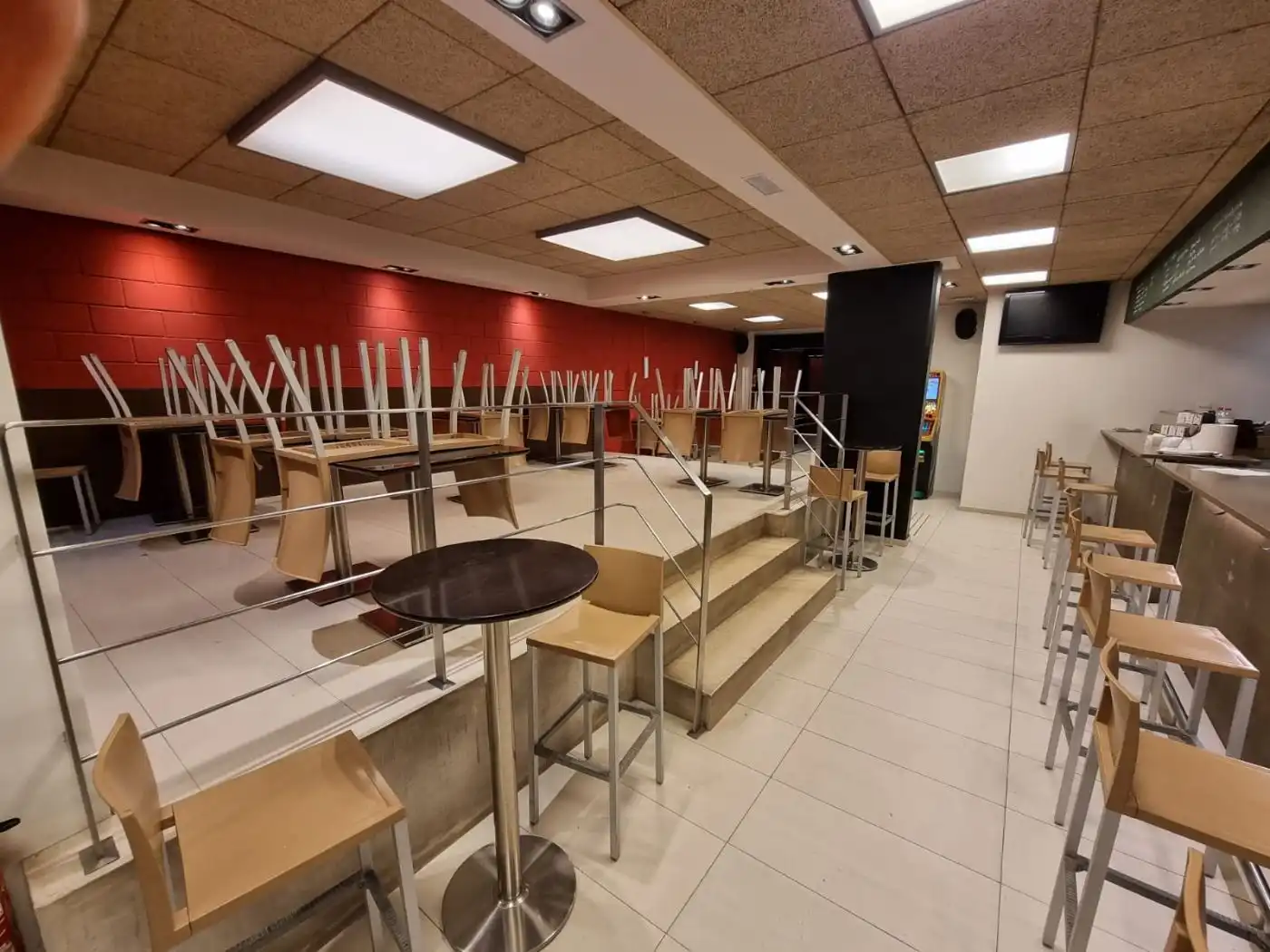 Gewerbefläche zur Übernahme in Centre, imagen 4