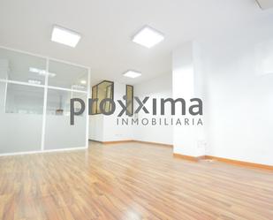 Premises for sale in  Sevilla Capital  with Air Conditioner