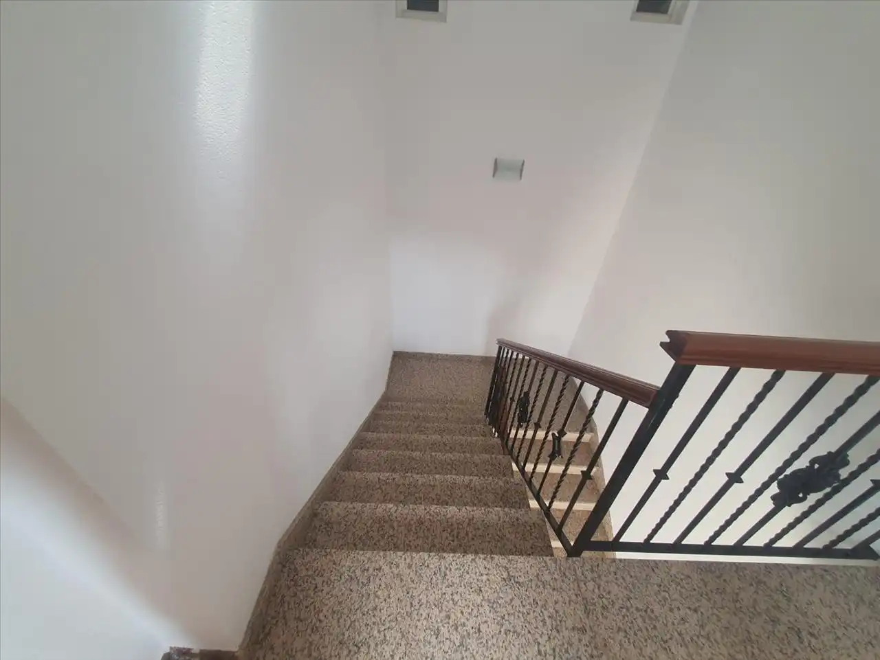 Wohnung zum Verkauf in Colomera mit Terrasse