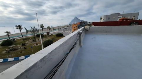 Foto 3 de Casa adosada en venda a Avenida Menéndez Pelayo, 133, La Atunara - Periáñez, La Línea de la Concepción