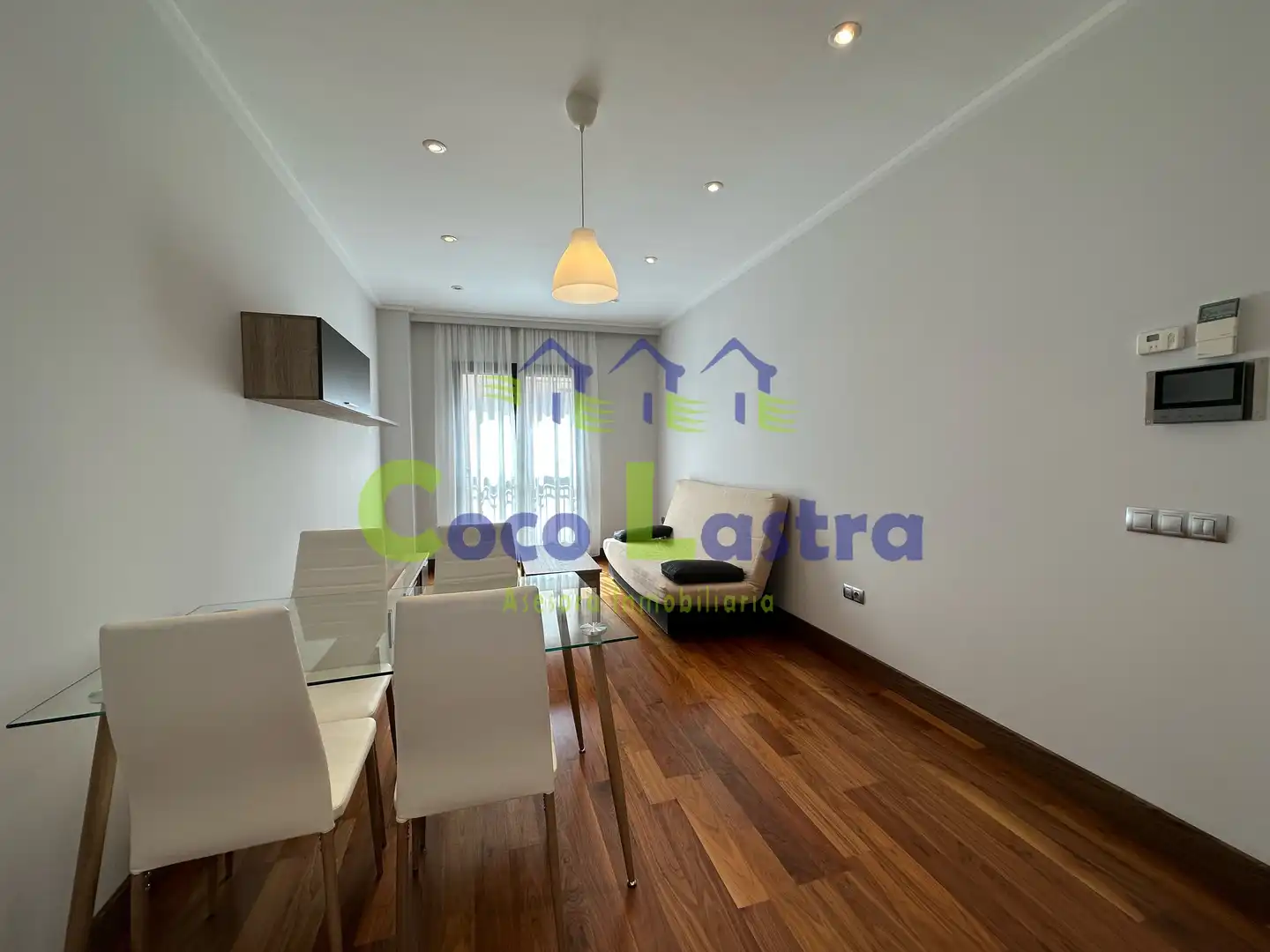 Apartament amb jardí de lloguer a Plaza del Poeta Iglesias 6, imagen 17