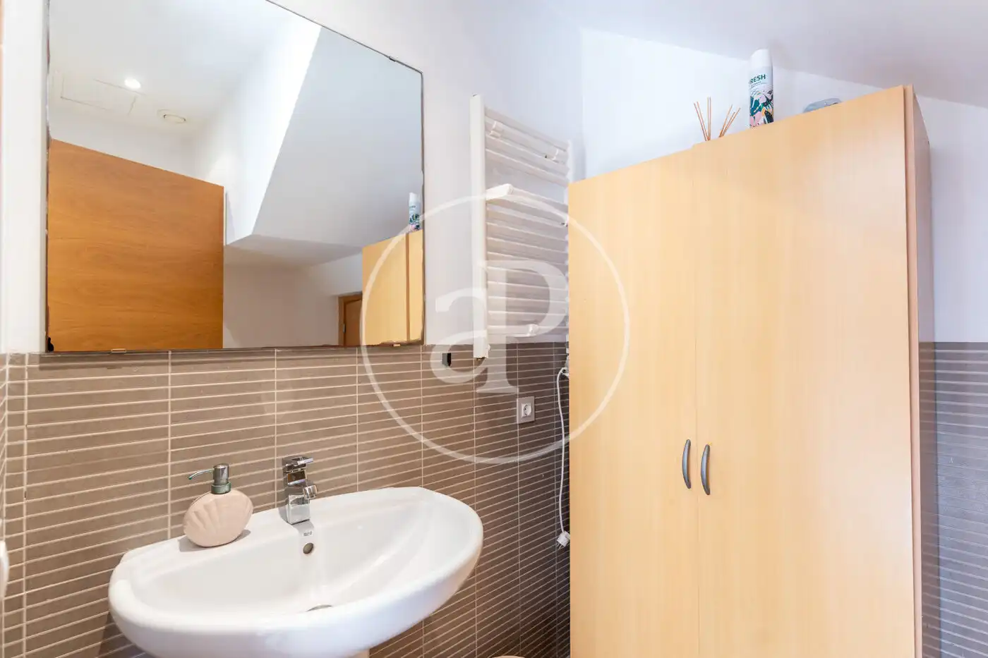 Badezimmer von Einfamilien-Reihenhaus zur Miete in Llucmajor mit Klimaanlage, Heizung und Privatgarten