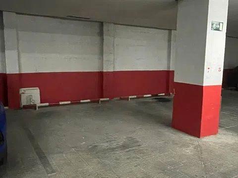 Photo 2 of Garage to rent in Carrer de Tomàs Ortuño, 85, Centro Urbano, Alicante