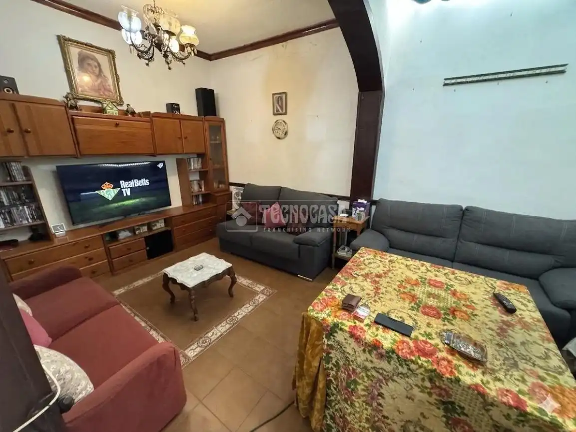 Living room of Flat for sale in Sevilla