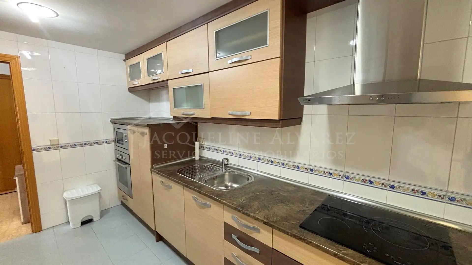 Cocina de Piso en venta en Ugena con Calefacción, Amueblado y Balcón