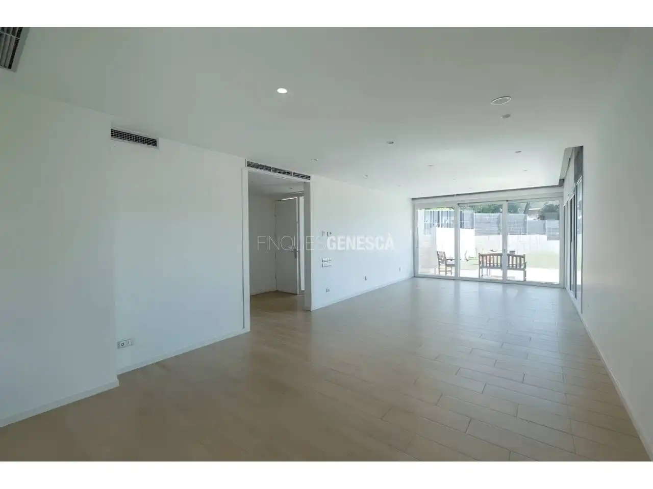 Sala d'estar de Casa o xalet en venda en Matadepera amb Aire condicionat, Calefacció i Jardí privat