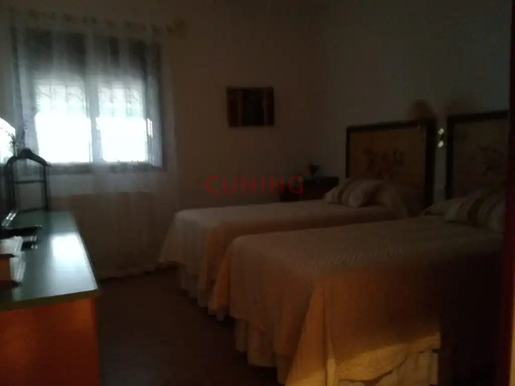 Schlafzimmer von Residential zum Verkauf in Alcuéscar