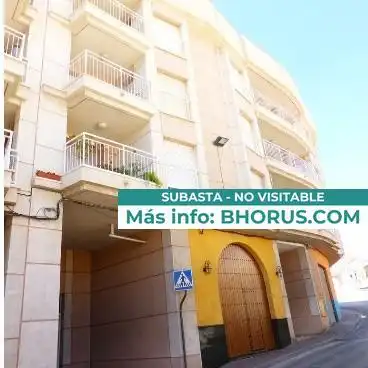 Pis amb ascensor en venda a LOTERIA 27