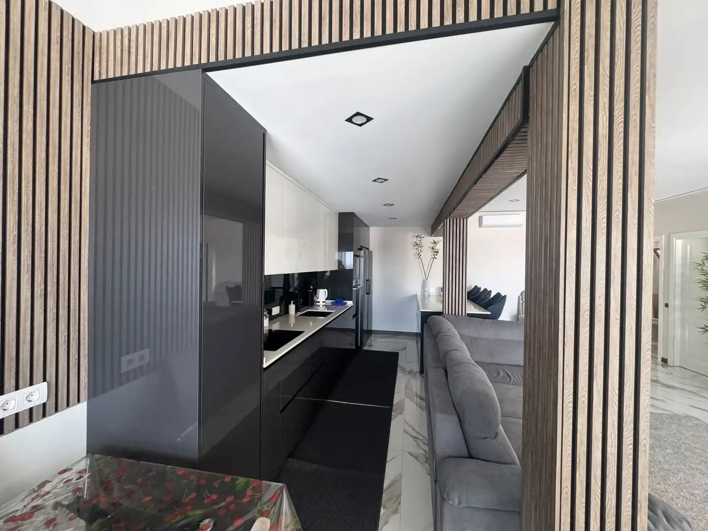 House with garden for sale in Calle Japón, imagen 11