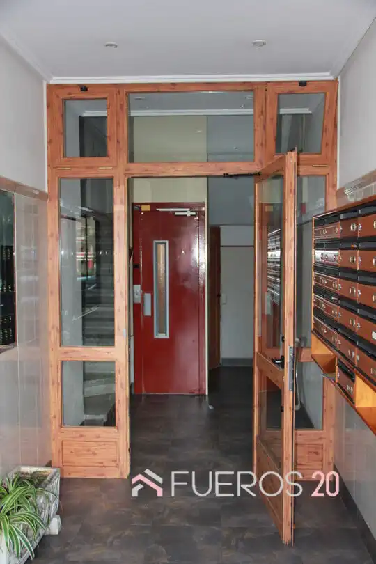 Piso con ascensor en venta en Bagatza - San Vicente, imagen 28
