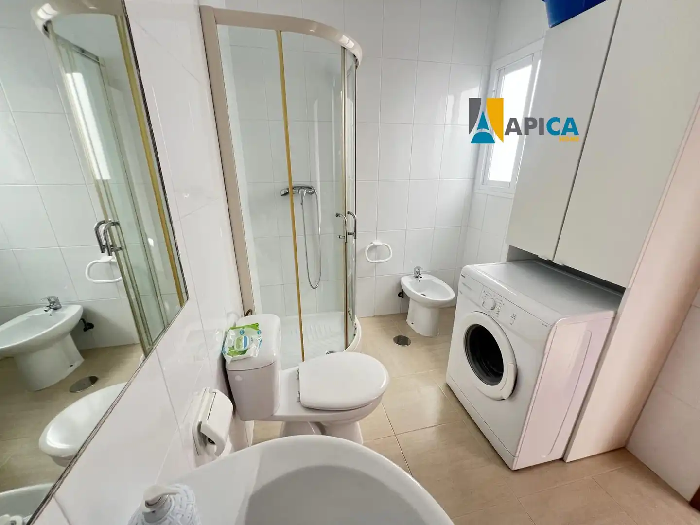 Bathroom of Flat for sale in Conil de la Frontera  with Air Conditioner and Furnished