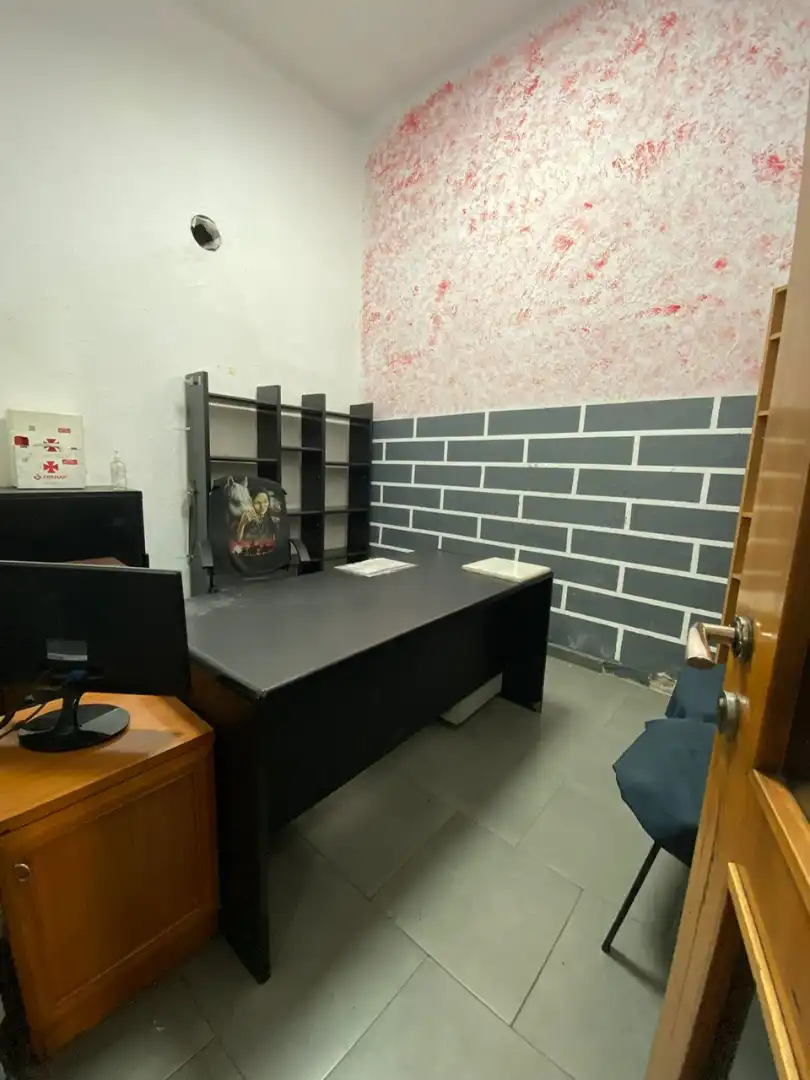 Commercial properties for sale in Esplugues de Llobregat  with Furnished
