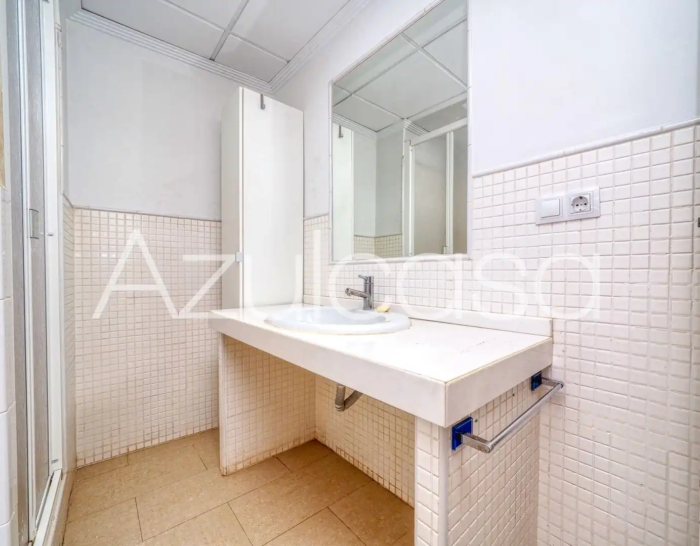 Bany de Àtic en venda en Alicante / Alacant amb Aire condicionat, Parquet i Terrassa