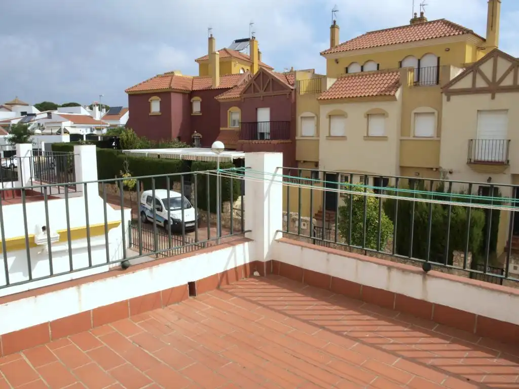Terrace of Detached homes for rent in El Portil