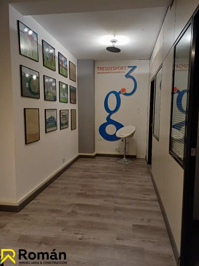 Office for rent in  Pamplona / Iruña  with Heating and Furnished