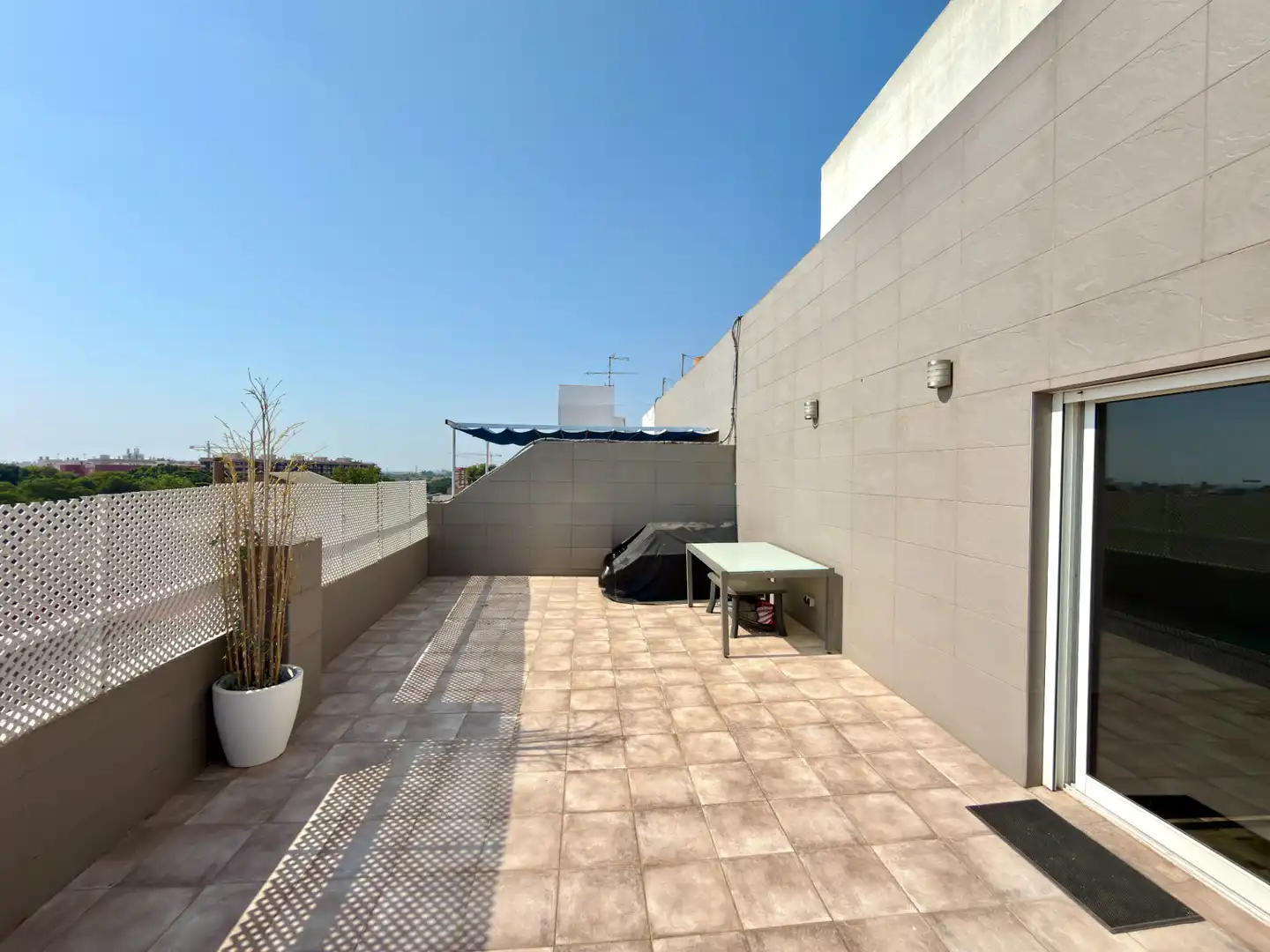 Terraza de Ático en venta en Benetússer con Aire acondicionado, Terraza y Trastero