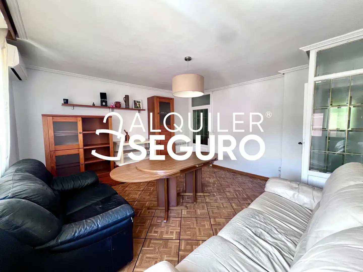 Sala de estar de Piso de alquiler en Madrid con Aire acondicionado, Calefacción y Amueblado