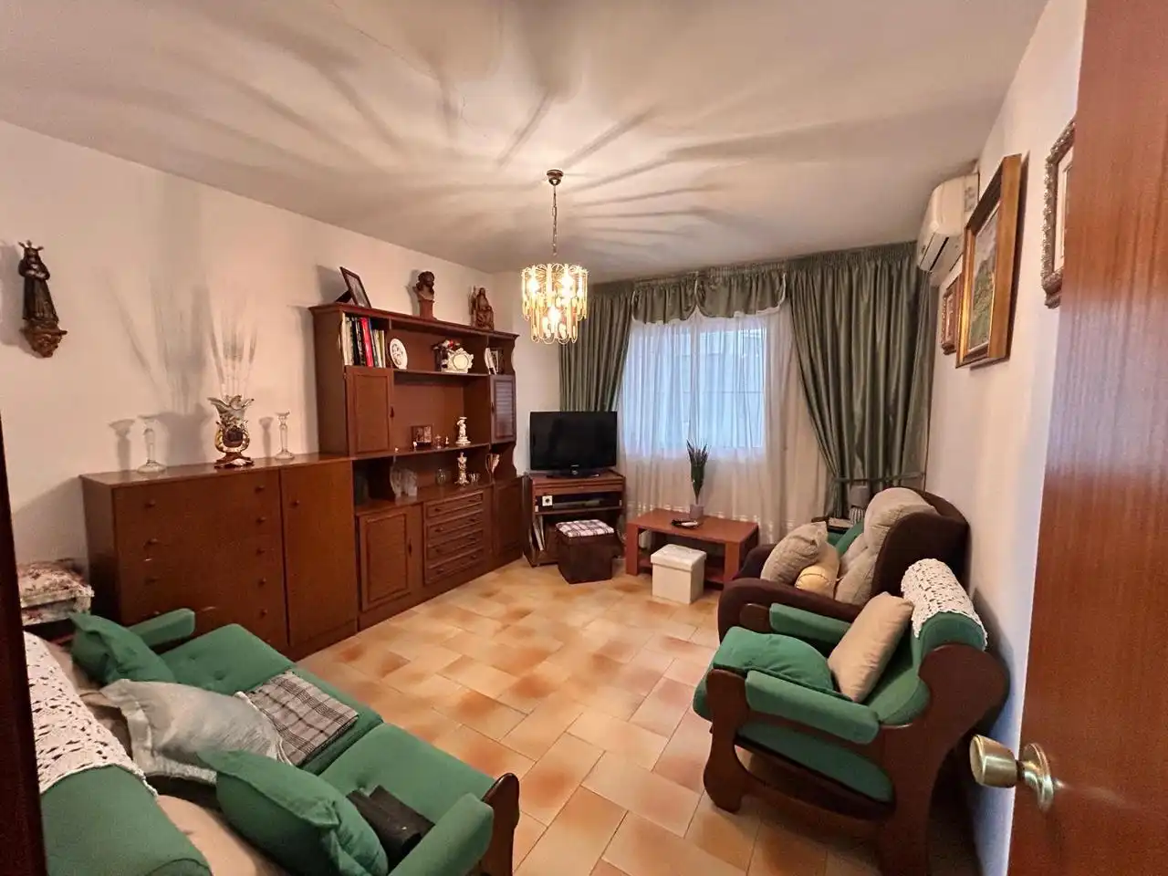 Living room of Flat for sale in Mataró  with Air Conditioner and Terrace